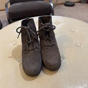 Sorel Women’s Bootie 9.5